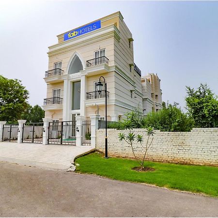 Fabhotel K9 Villa Ludhiana Exterior photo